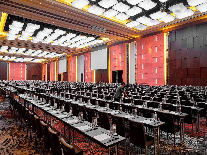 Manila Marriott Hotel image