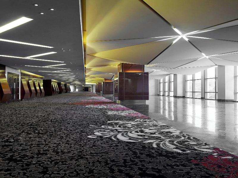 Manila Marriott Hotel image