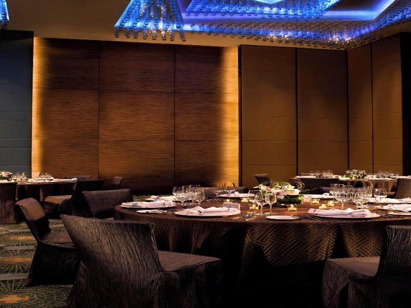 Manila Marriott Hotel image