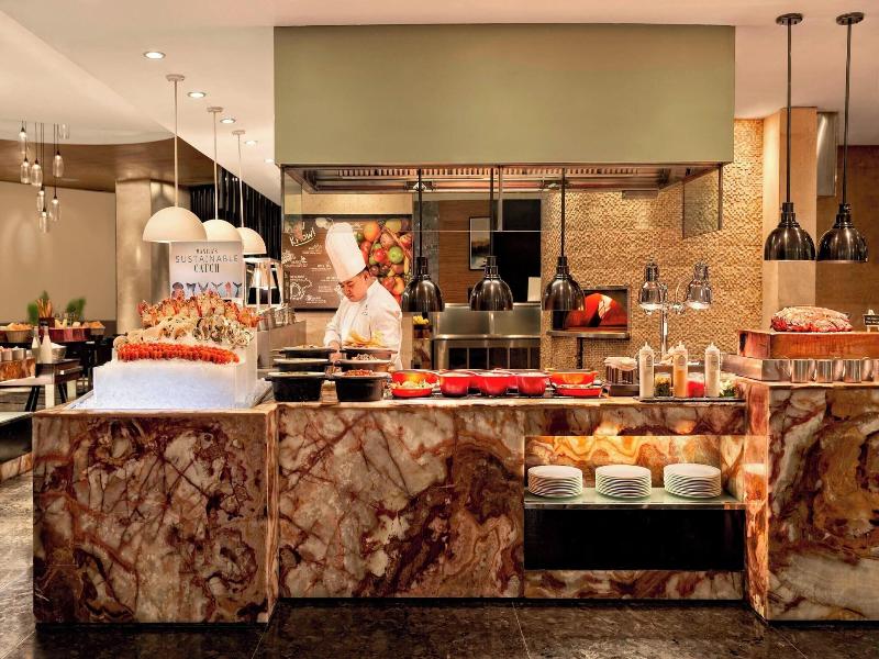 Manila Marriott Hotel image