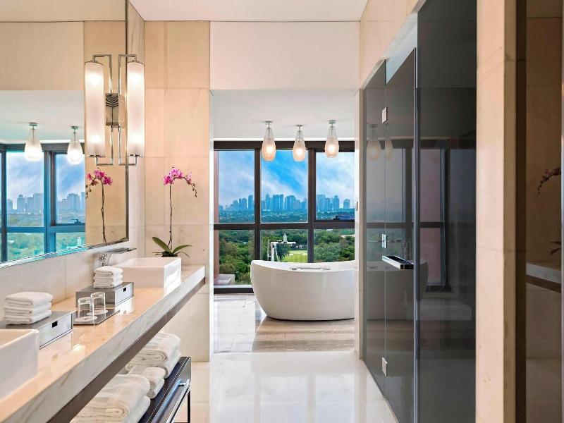 Manila Marriott Hotel image