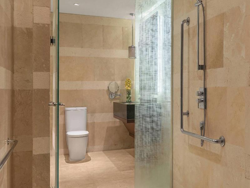 Manila Marriott Hotel image