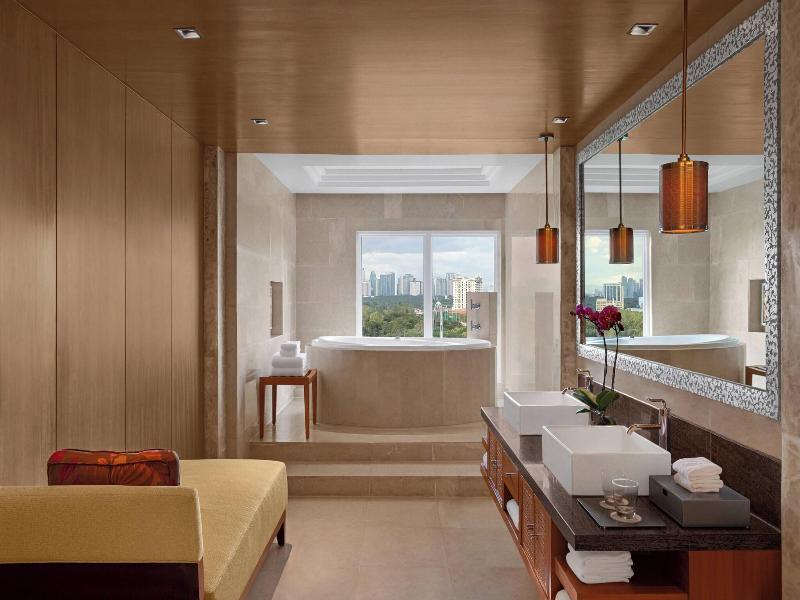 Manila Marriott Hotel image