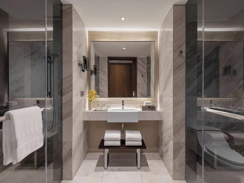Manila Marriott Hotel image