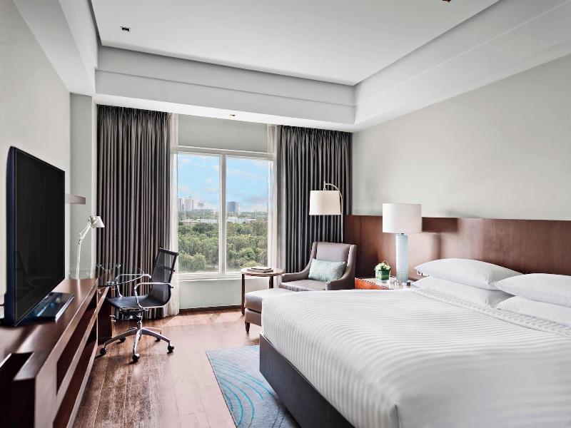 Manila Marriott Hotel image