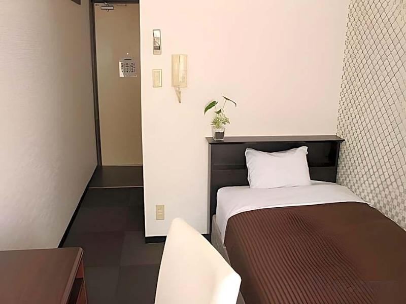 Hotel Livemax Higashi Ueno image