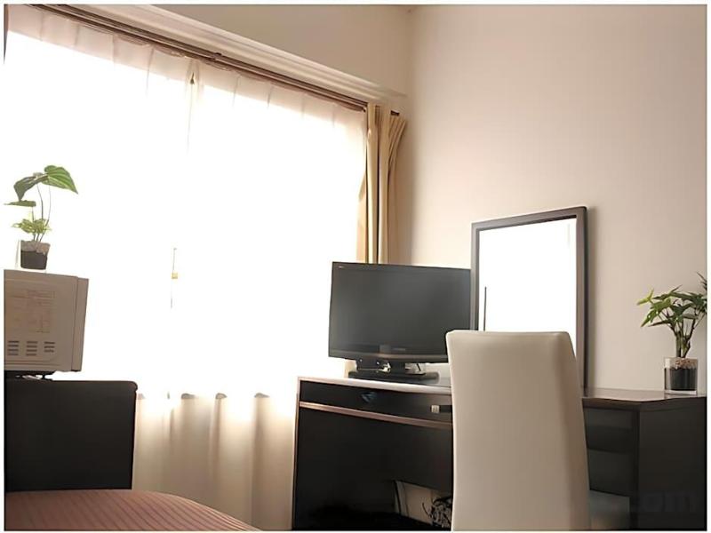 Hotel Livemax Higashi Ueno image
