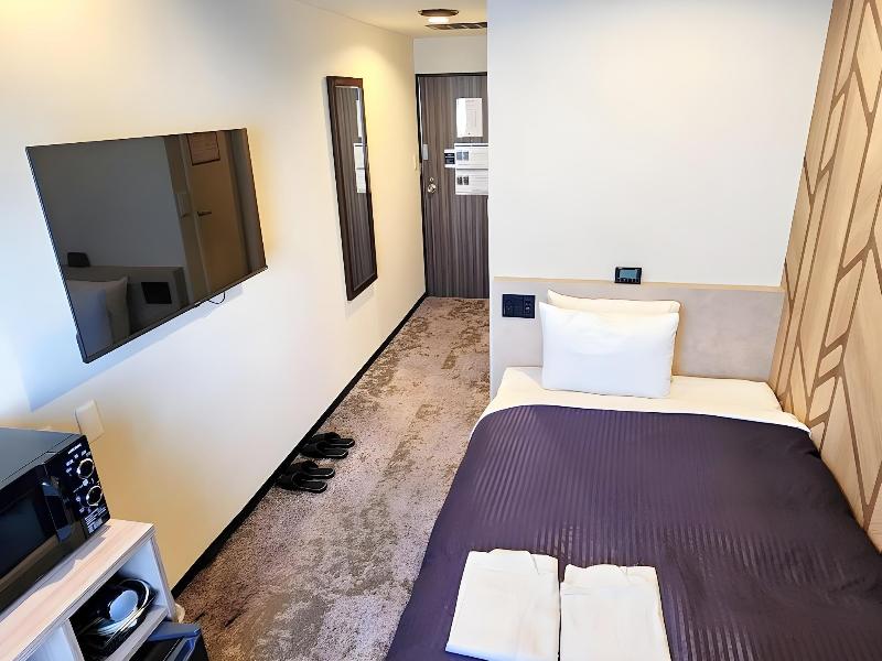 Hotel Livemax Yokohama Tsurumi image