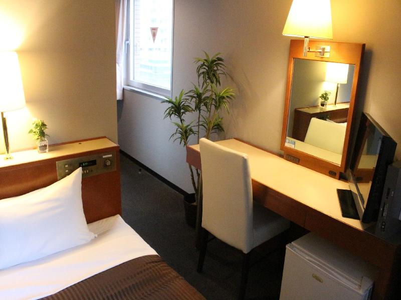 Hotel Livemax Hiratsuka Ekimae image