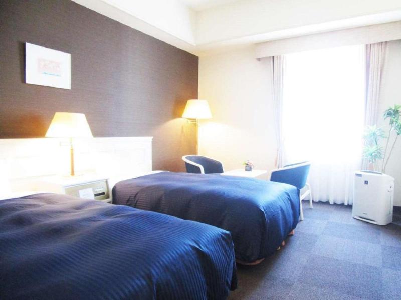 Hotel Livemax Sapporo image