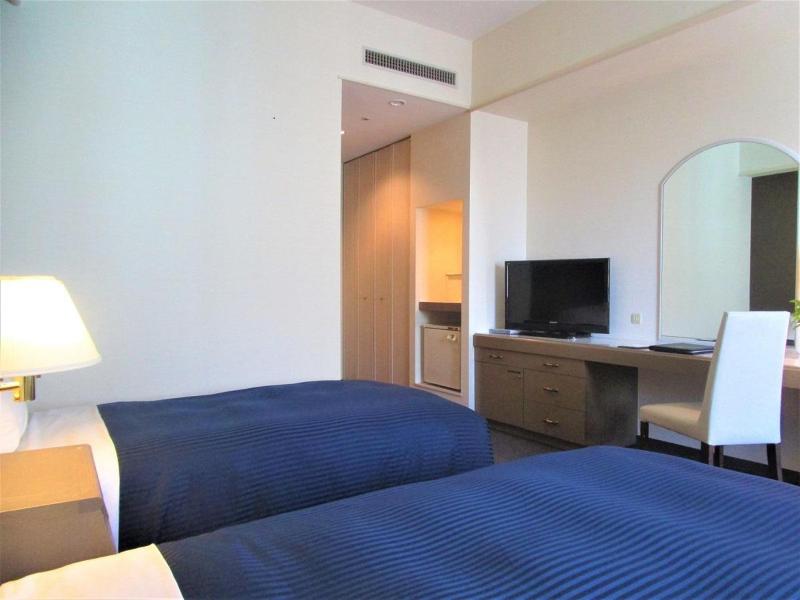 Hotel Livemax Sapporo image