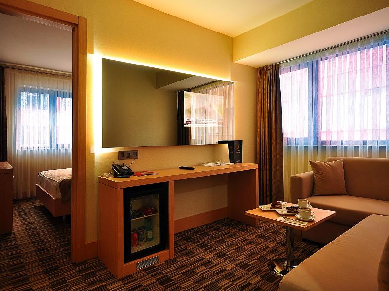 Starton Hotel image