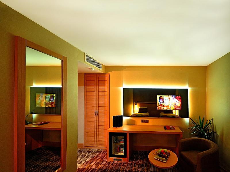 Starton Hotel image