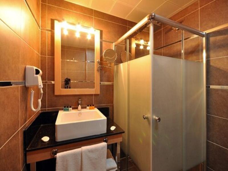 Starton Hotel image