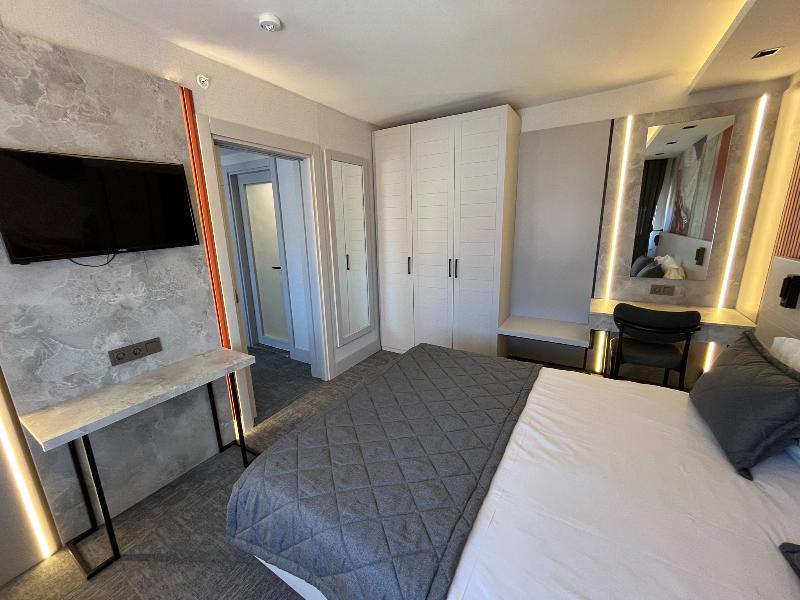 Starton Hotel image