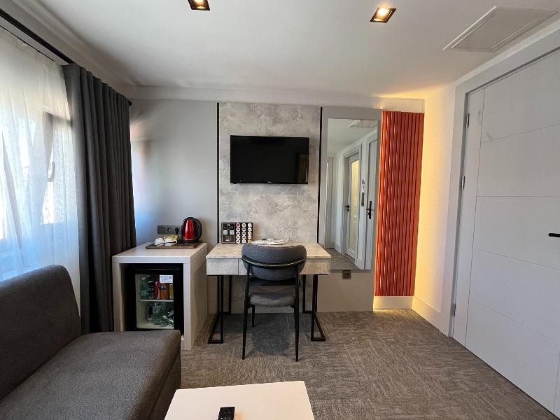 Starton Hotel image