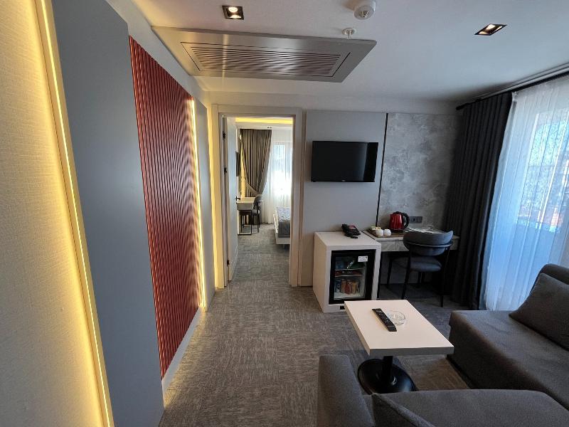 Starton Hotel image