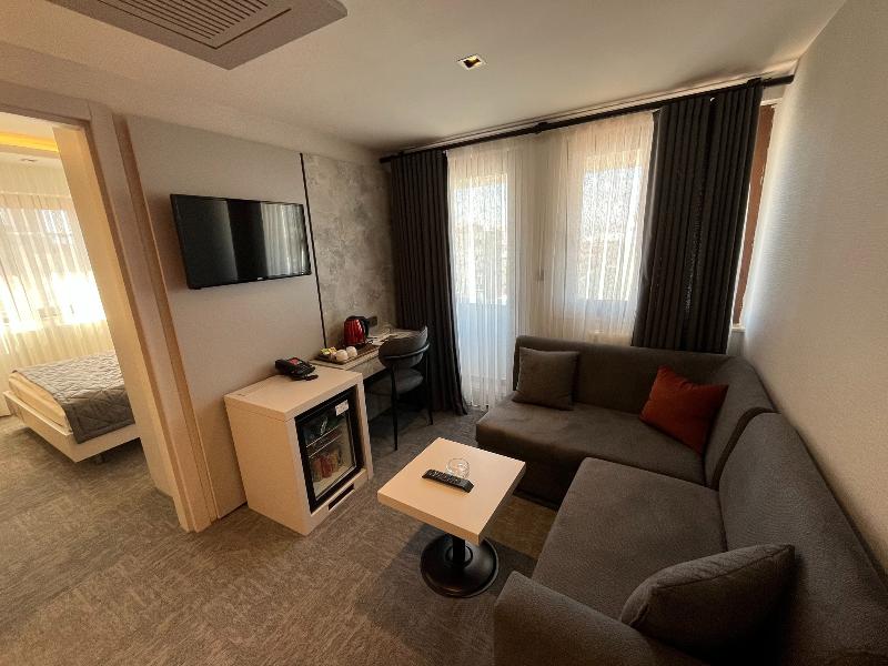 Starton Hotel image