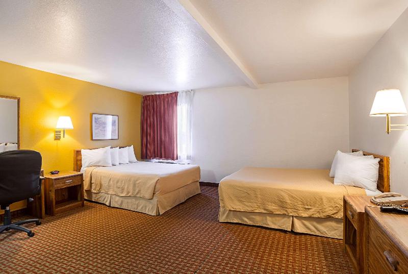 Rodeway Inn & Suites Blanding image
