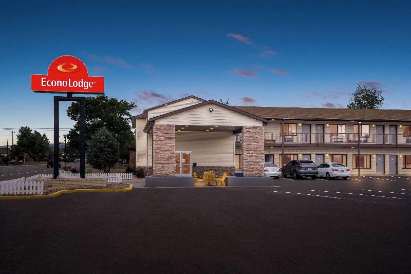 Econo Lodge Panguitch Near Bryce Canyon image