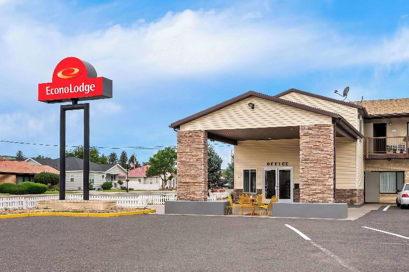 Econo Lodge Panguitch Near Bryce Canyon image