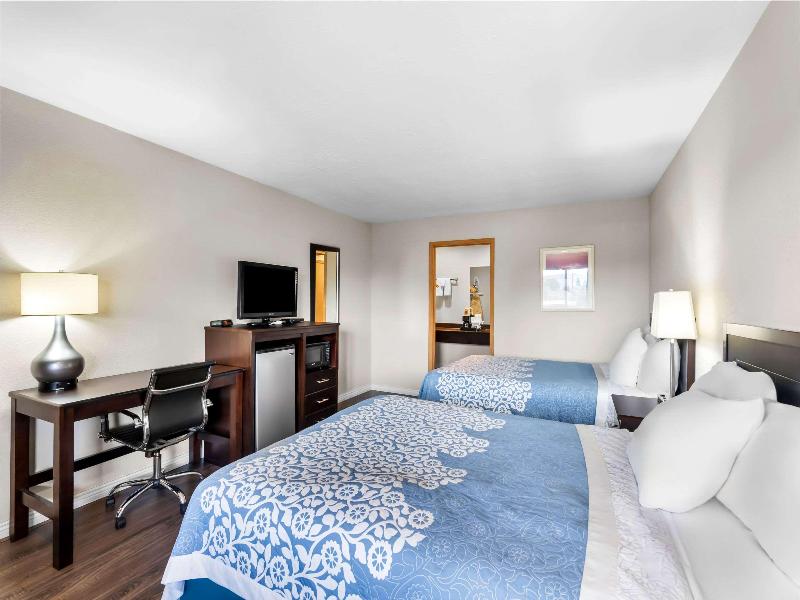 Econo Lodge Panguitch Near Bryce Canyon image