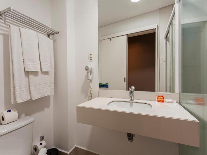 Marambaia Hotel e Convencoes image