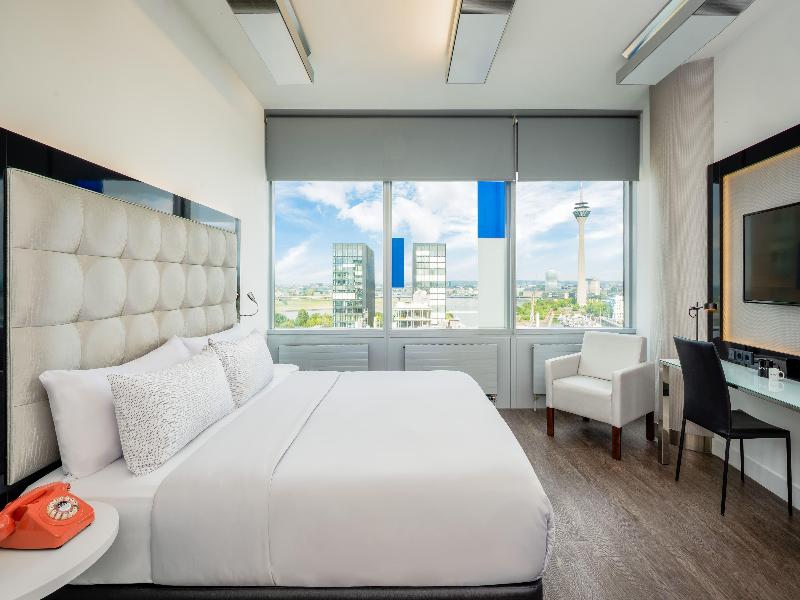 INNSIDE by Meliá Dusseldorf Hafen image