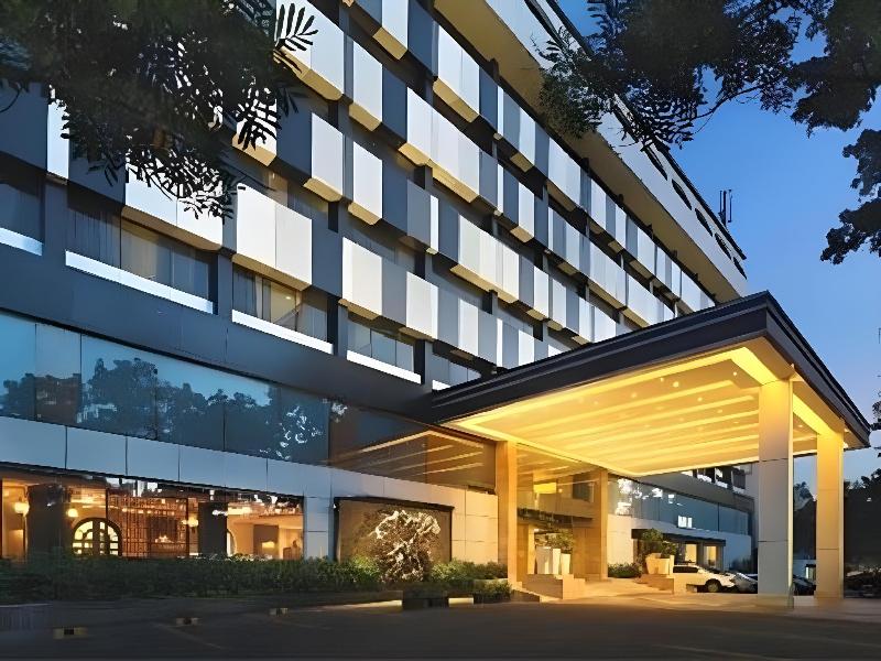Hotel Polonia Medan Managed by Topotels image