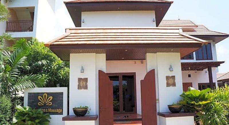 Tropical Beach Resort Rayong image
