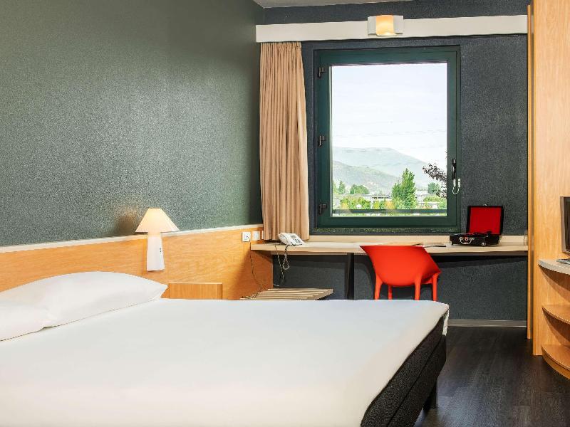 ibis Firenze Prato Est image