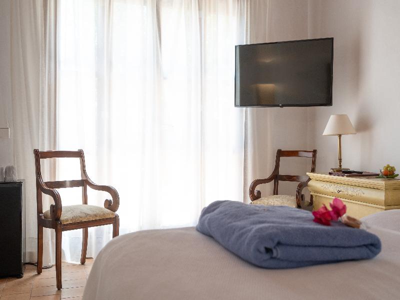 Aumallia Hotel & Spa image