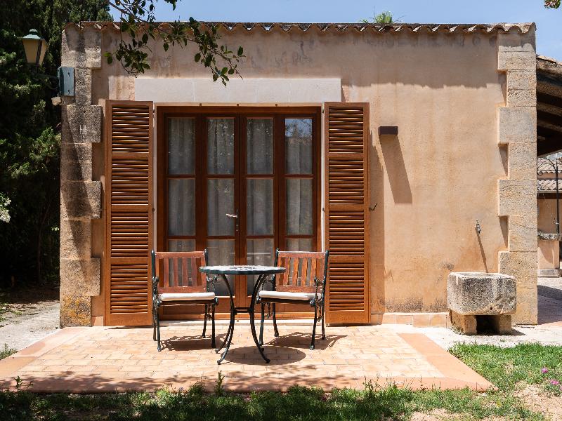 Aumallia Hotel & Spa image