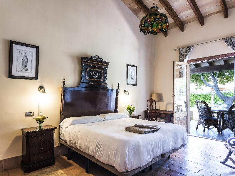 Aumallia Hotel & Spa image