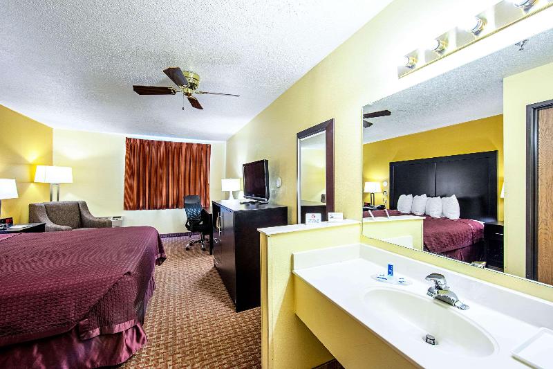 Rodeway Inn Monticello image