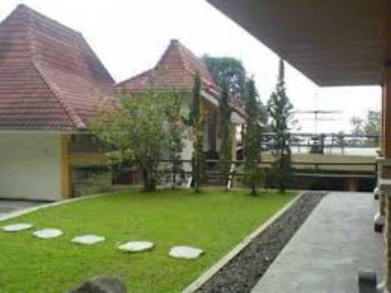 Puri Indah Inn Yogyakarta image