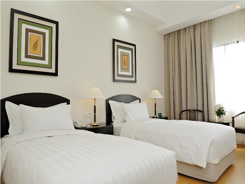 Sintesa Peninsula Hotel Palembang image