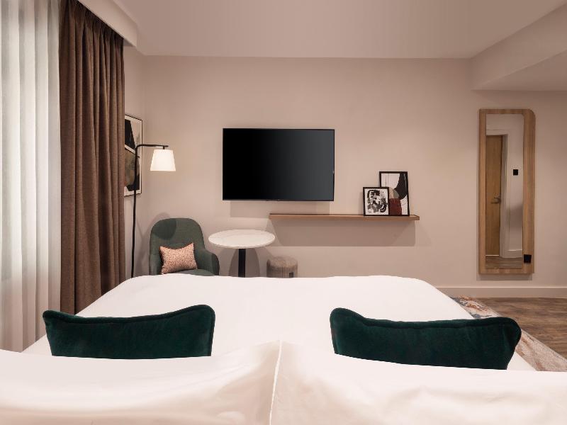 voco Corby Kettering, by IHG image