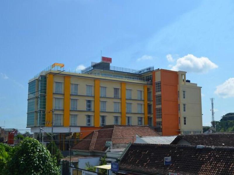 Edu Hostel Jogja image
