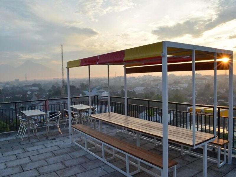 Edu Hostel Jogja image
