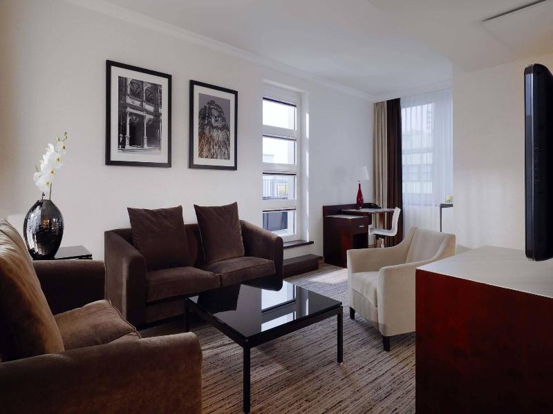 Marriott Hotel Cologne image