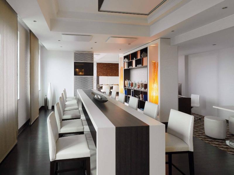 Marriott Hotel Cologne image