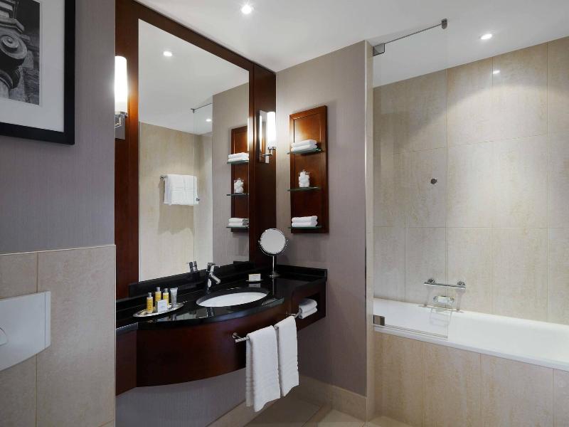Marriott Hotel Cologne image