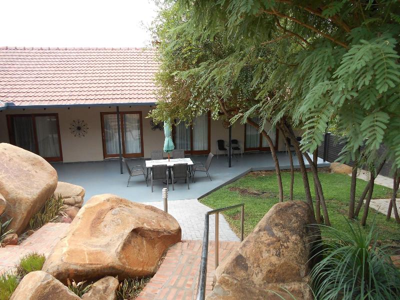 Meerkat Manor image