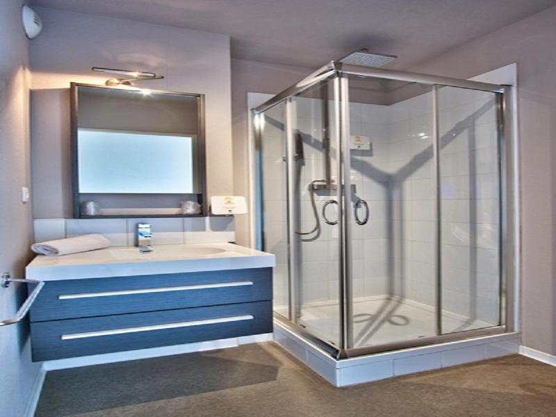 Adonis Hotel Bayonne image