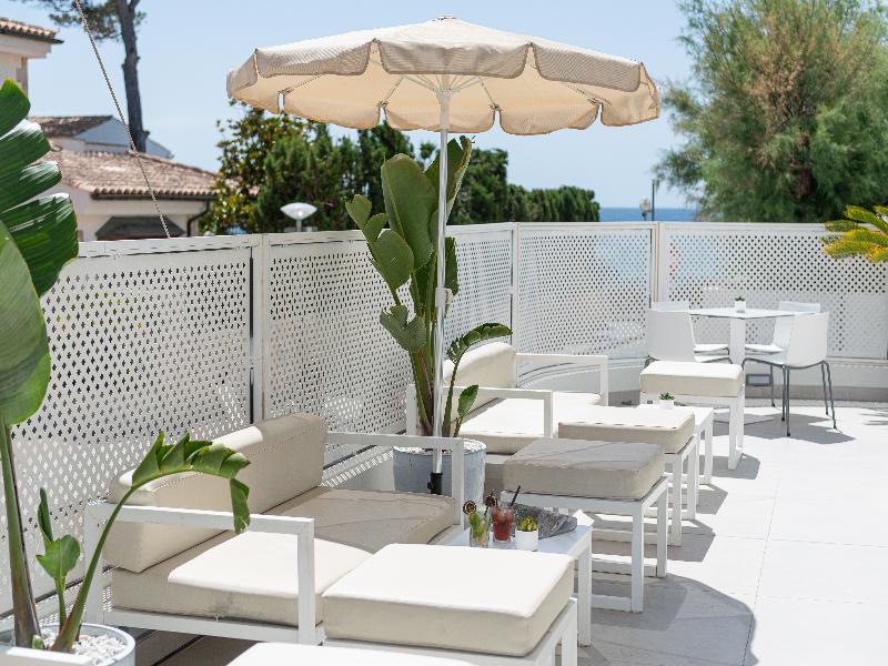 Welikehotel Triton Beach image