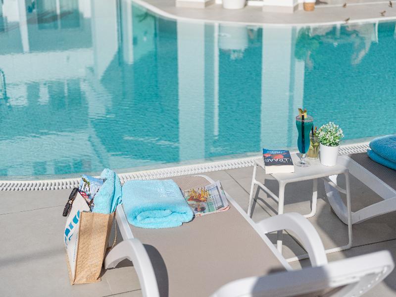Welikehotel Triton Beach image