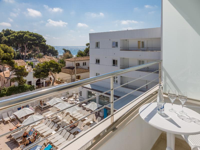 Welikehotel Triton Beach image
