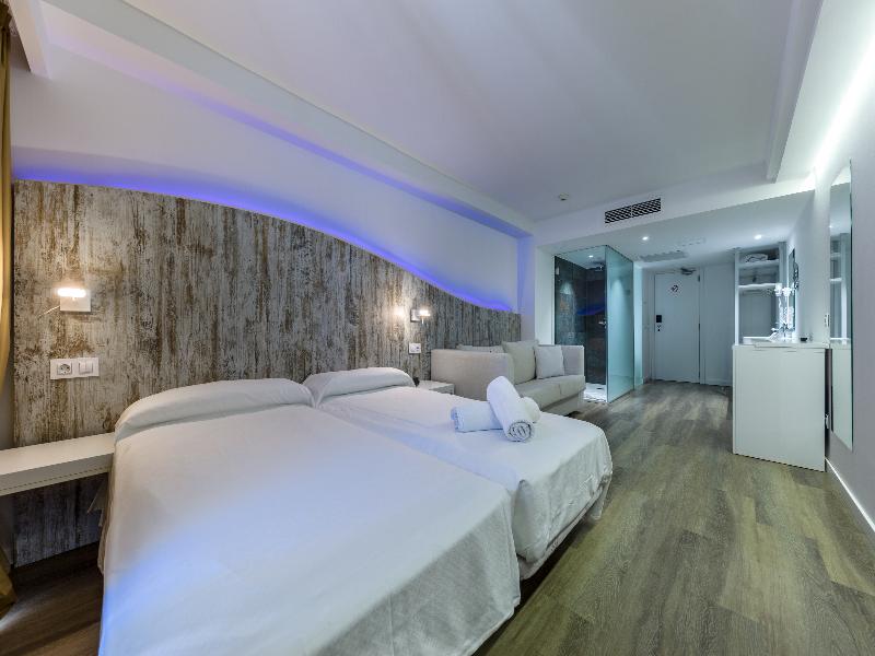 Welikehotel Triton Beach image