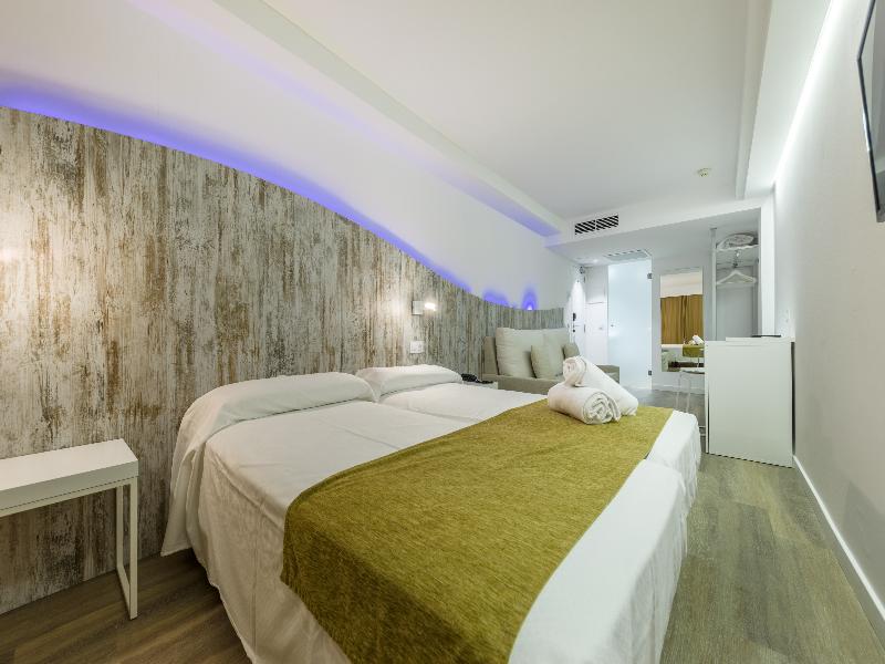 Welikehotel Triton Beach image